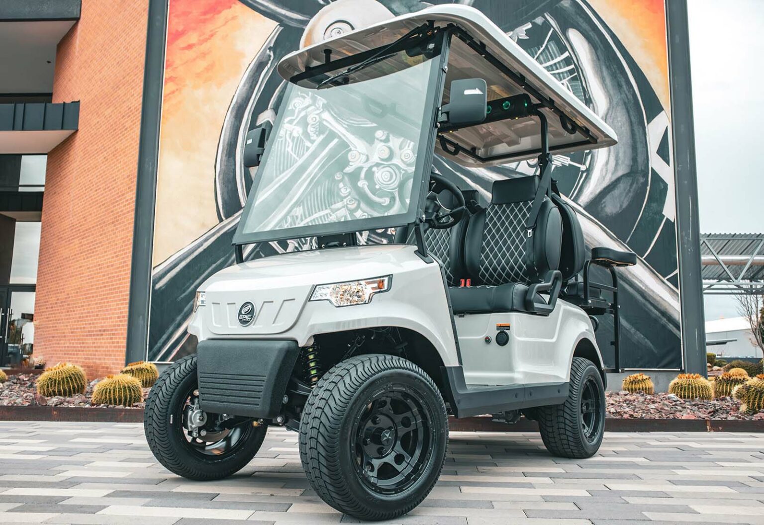 EPIC E40 GOLF CART