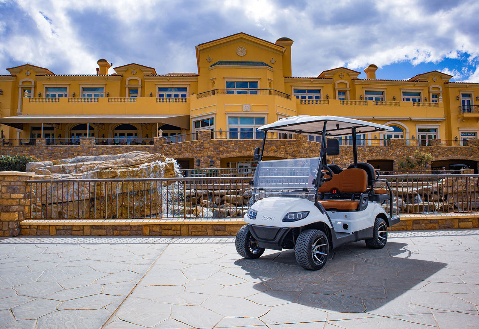 ICON-i40-Commercial-Golf-Cart-18